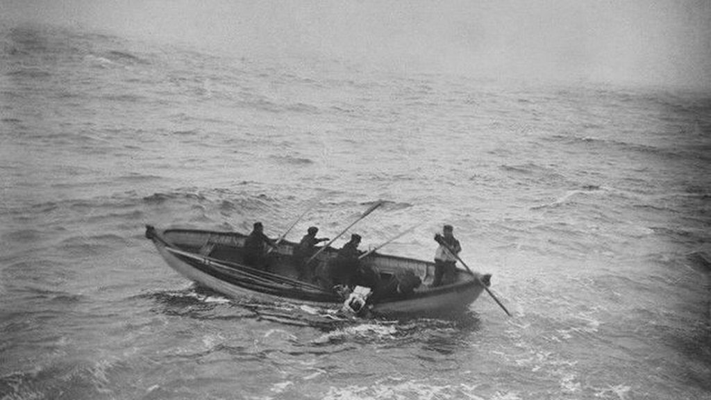 Recovering Titanic's Dead - Titanic-Titanic.com